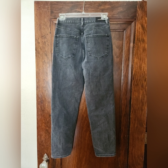 Express Mom Jean Super High Rise - Picture 2 of 5